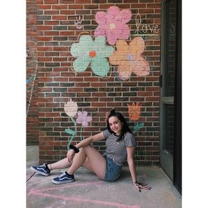 Meet your Posher, Jade